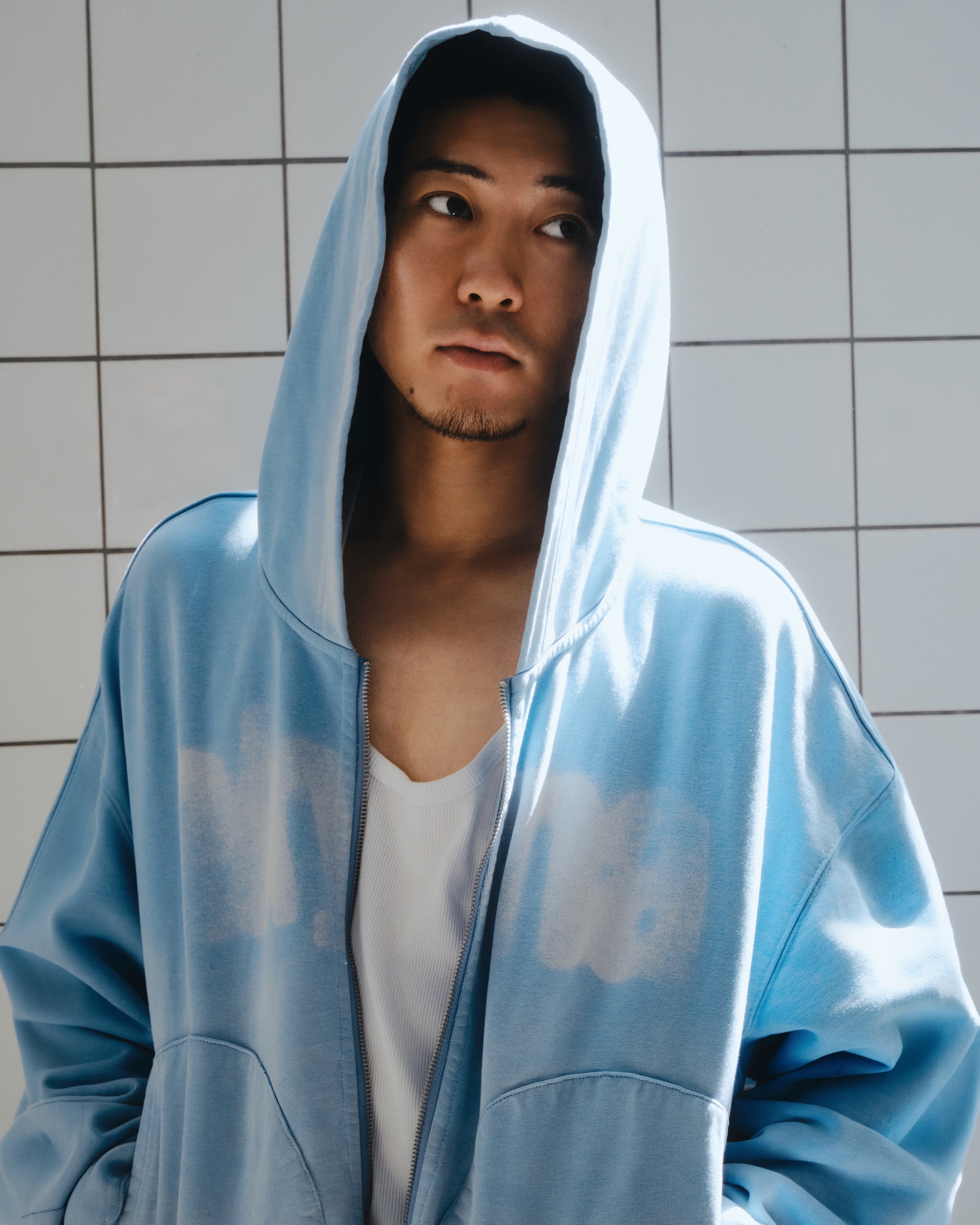 Akyna "Cirrus" zip up hoodie (baby blue)