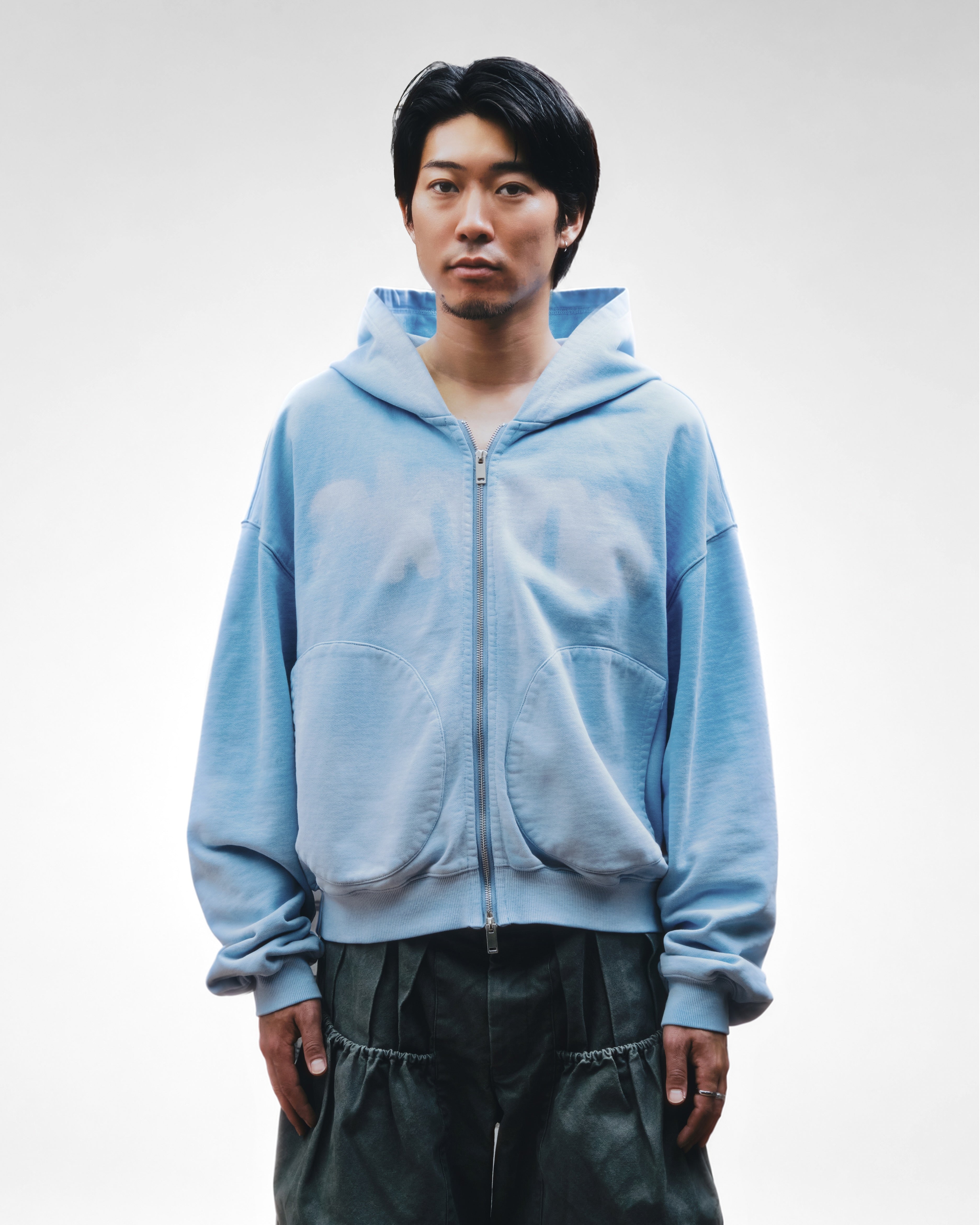 Akyna "Cirrus" zip up hoodie (baby blue)